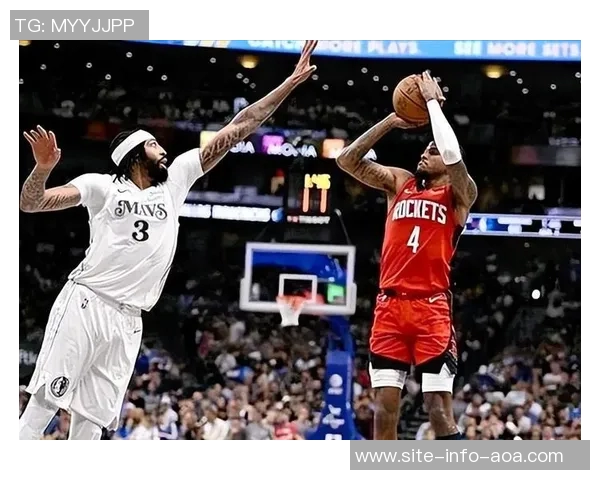 浓眉半场表现亮眼12投6中罚球全中助力球队争胜