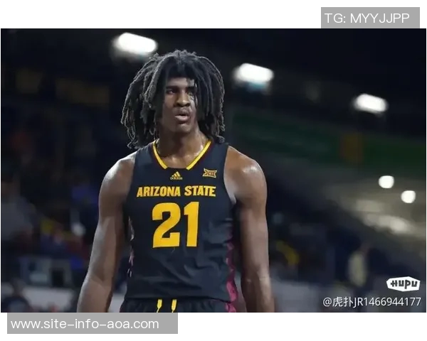 奎因神奇表现创历史单场至少14分16板12助成联盟近46年第三位新秀